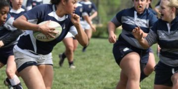 meninas-rugby-campo-bola